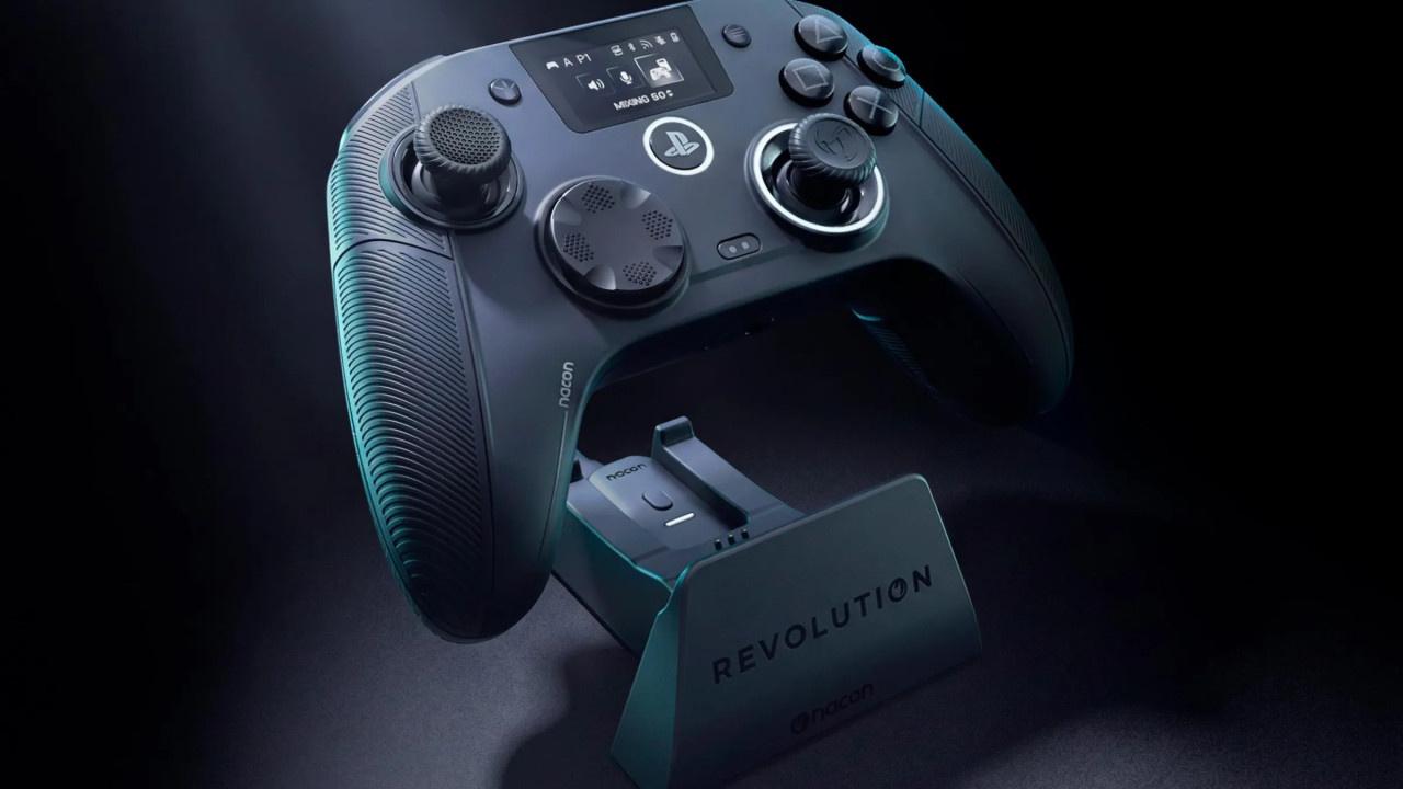 NACON Unveils PS5 Controller With Built-In Screen for Real-Time Gaming Controls