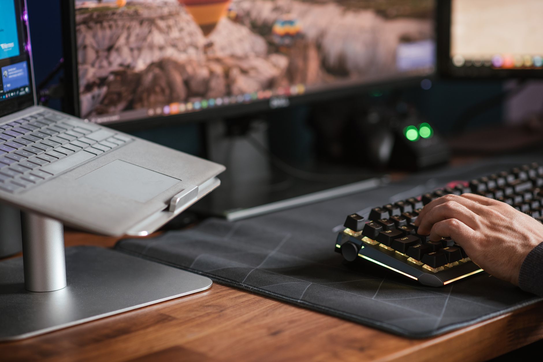 Why Mechanical Keyboards Continue to Dominate Desk Setups
