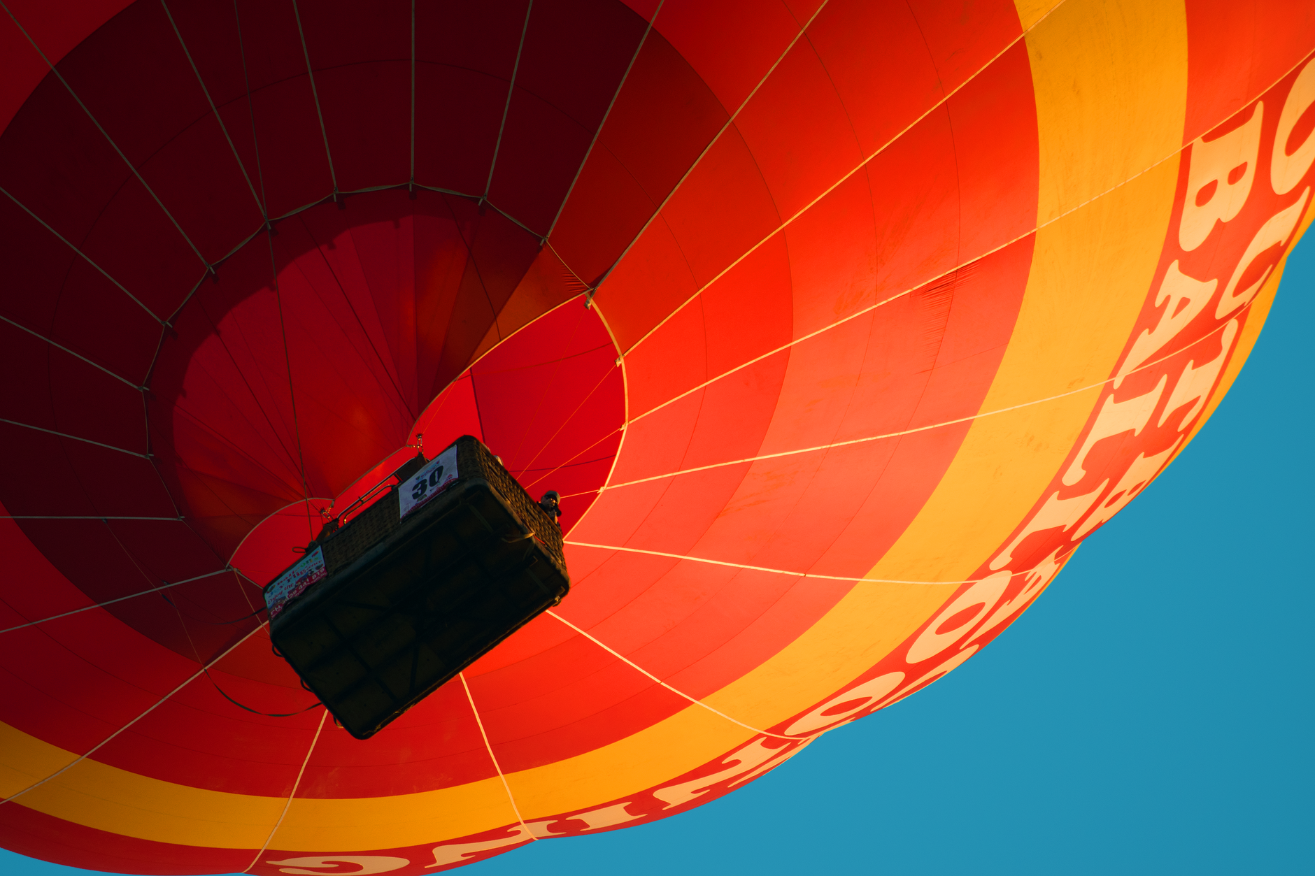 Russia Revives World War One Barrage Balloons to Protect Oil Refineries From Drones
