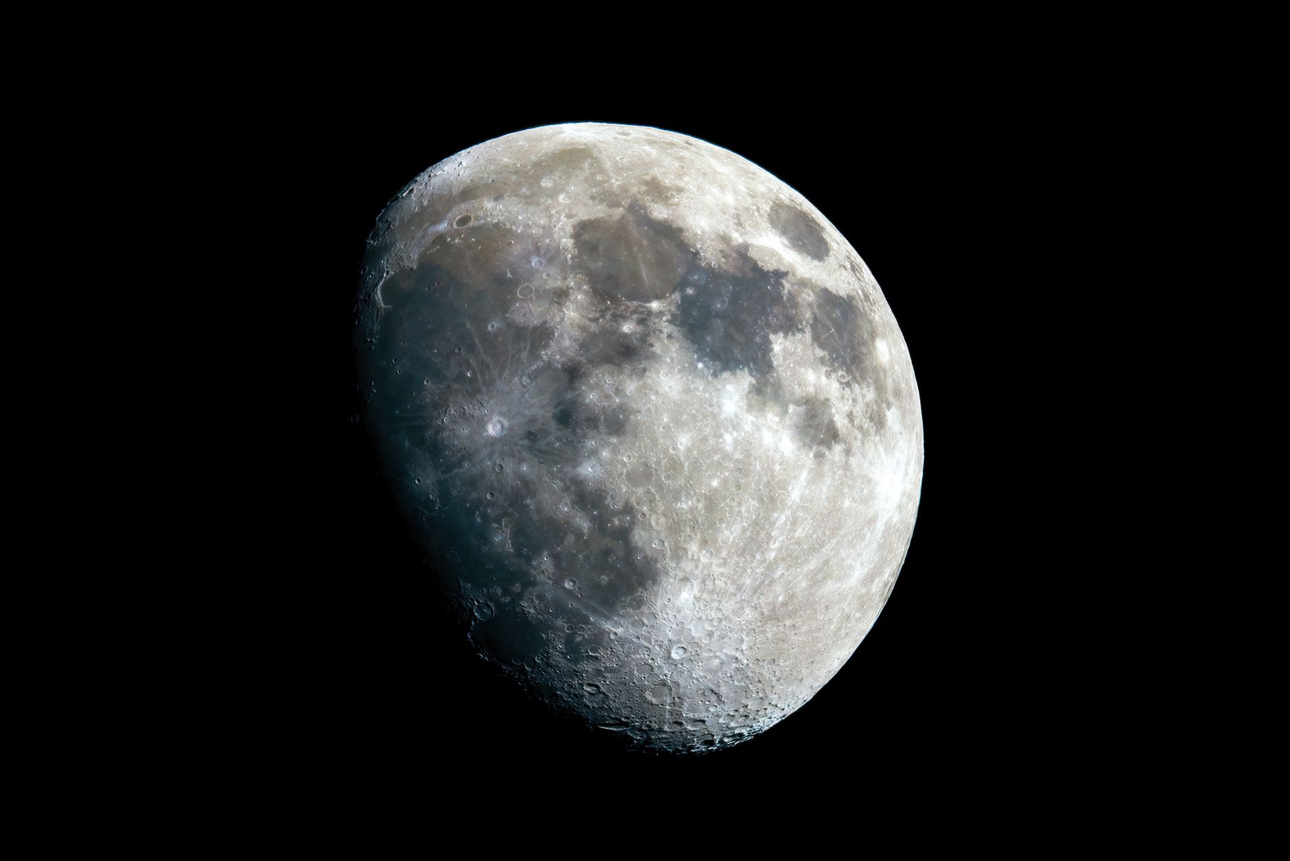NASA Images Reveal Thousands of Active Faults Shrinking the Moon