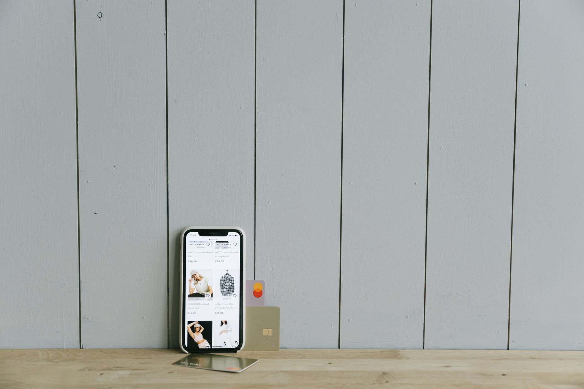 Why you should still power down your phone before swapping SIM cards