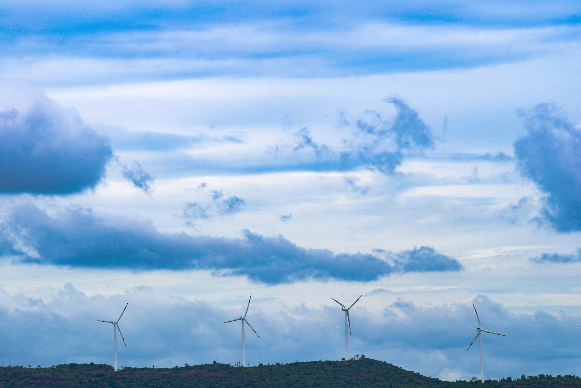 Home wind turbines: Can a 1kW generator power your house?