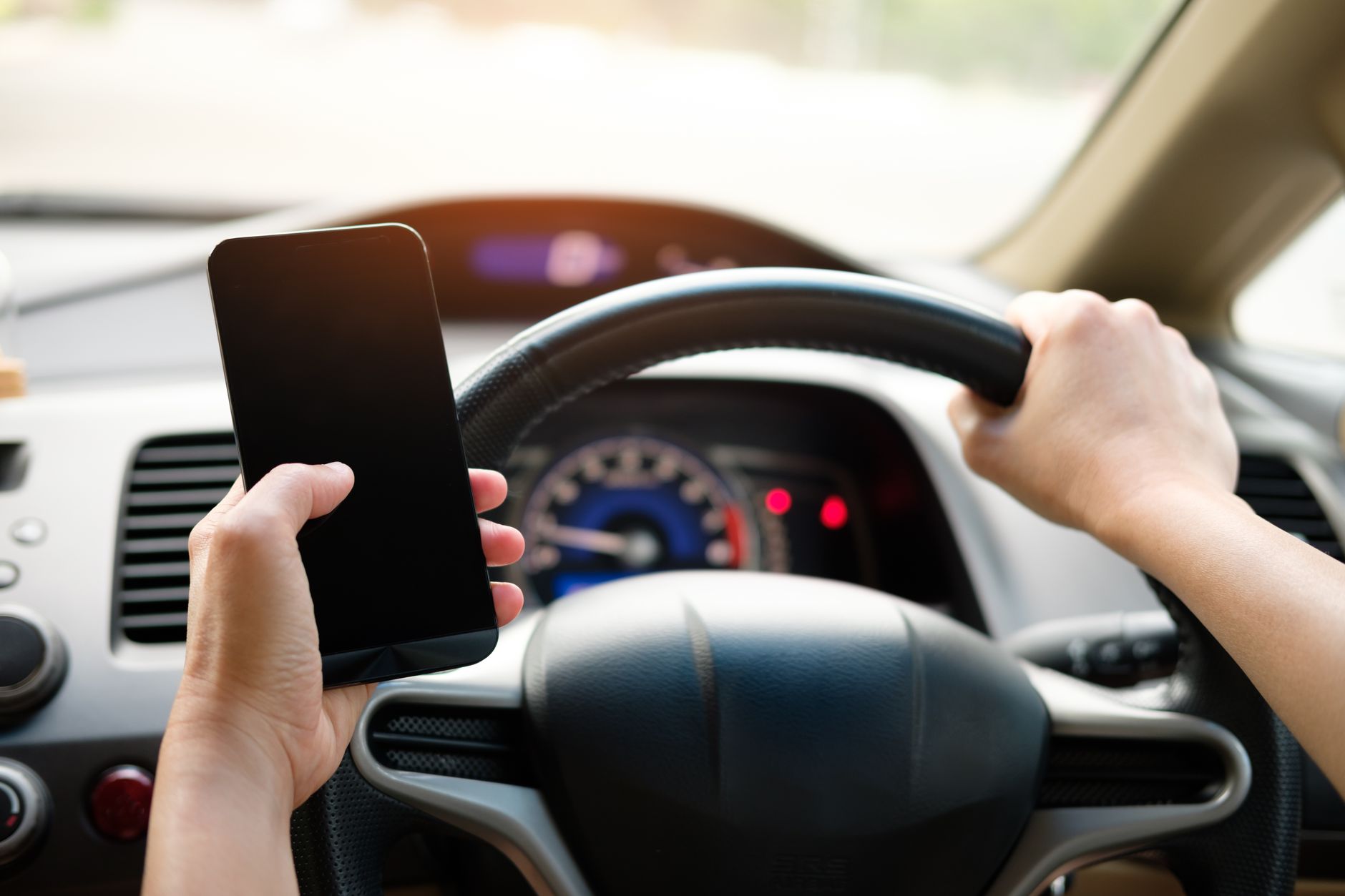 Decoding the Mysterious Bell Icon on Your Apple CarPlay Screen