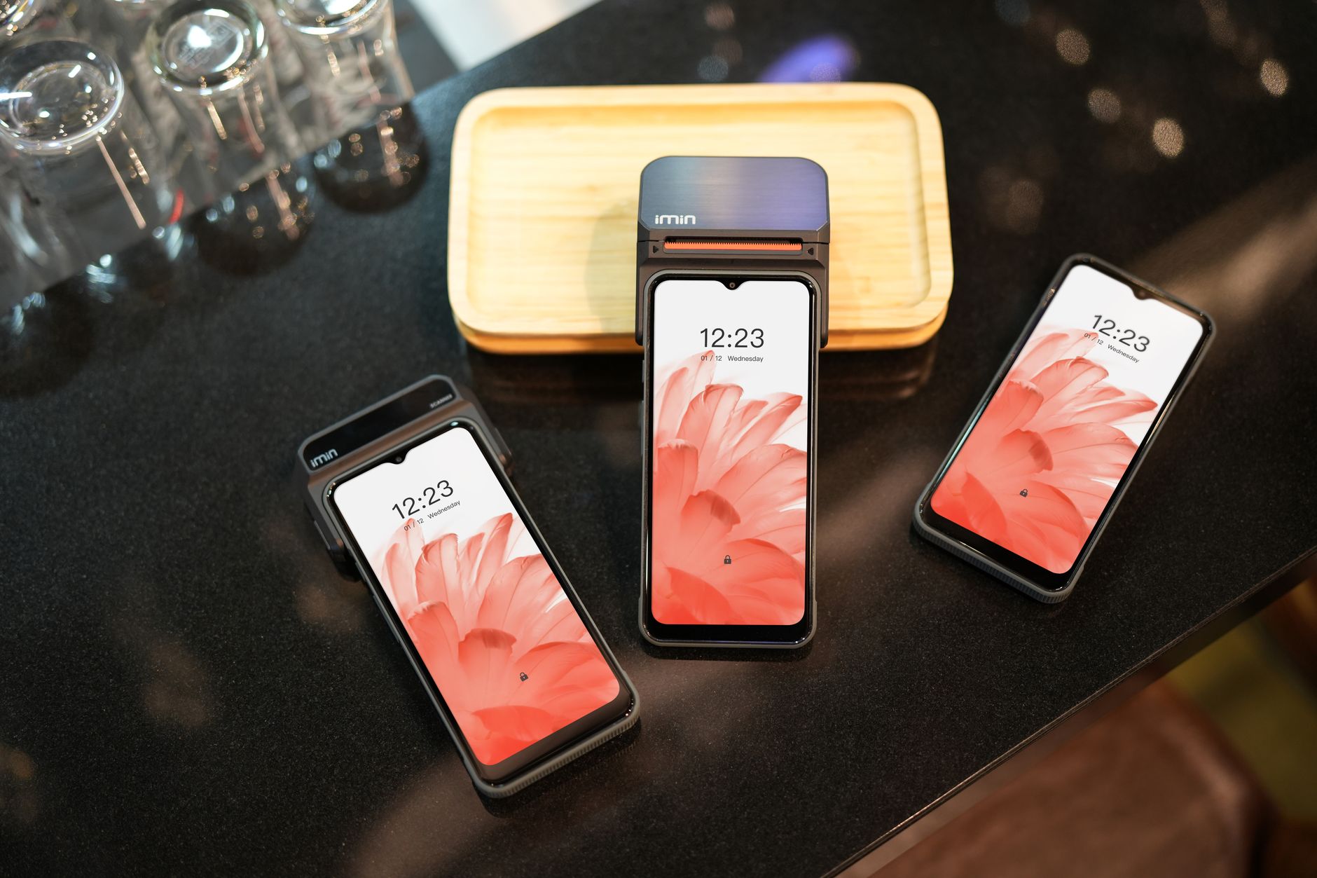 Finding the True Android Rival to the iPhone Duo Foldable