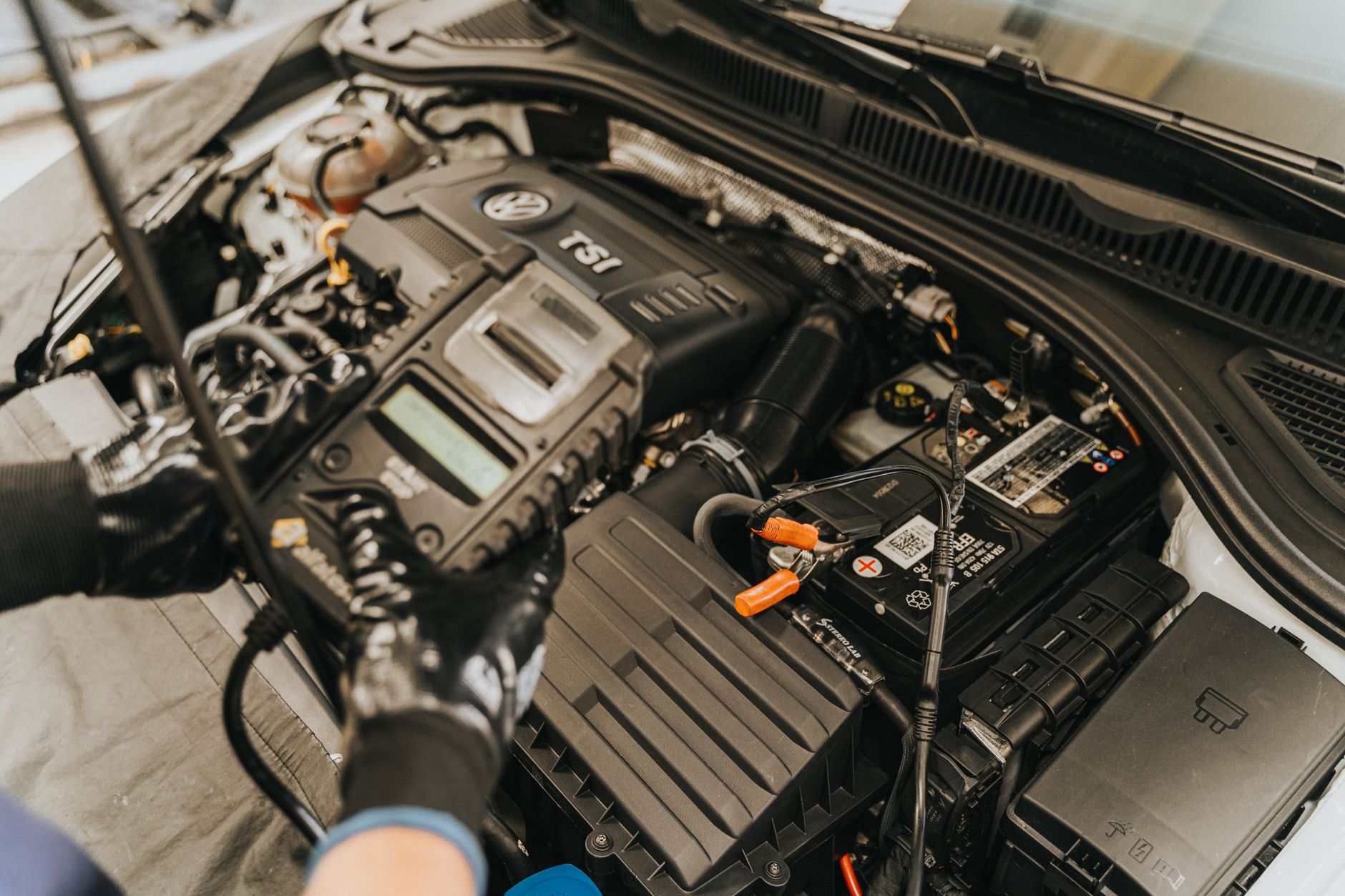 Modern Auto Dealerships Are Struggling to Keep Pace with Complex Vehicle Tech